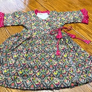 Tura Turi wrap dress.  Multicolored lined at top. Size 3-4 years.